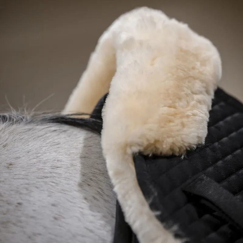 Horseware Sheepskin Half Pad - Black/Natural-3