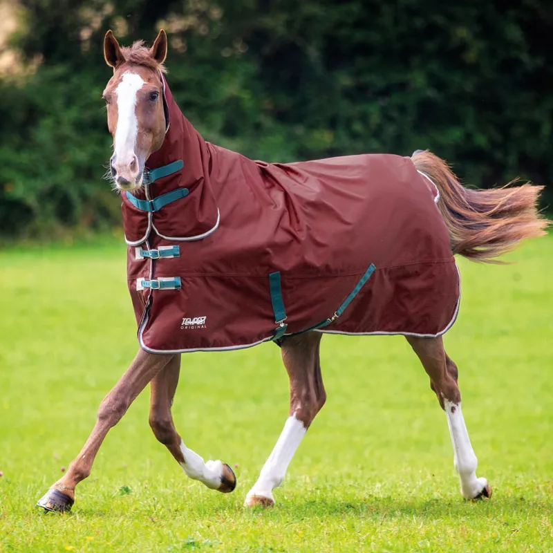 Shires Tempest Original 200g Combo Neck Turnout Blanket - Maroon