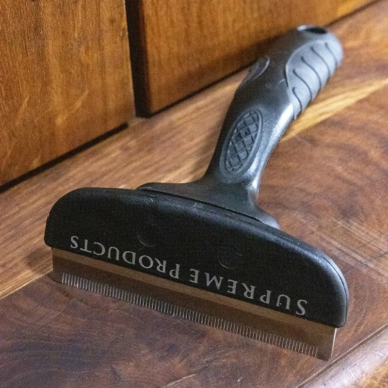 Supreme Products Neat and Tidy Glorious Groomer - Black/Gold