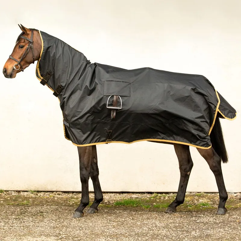 Supreme Products Pro Groom Exercise Sheet - Black/Gold