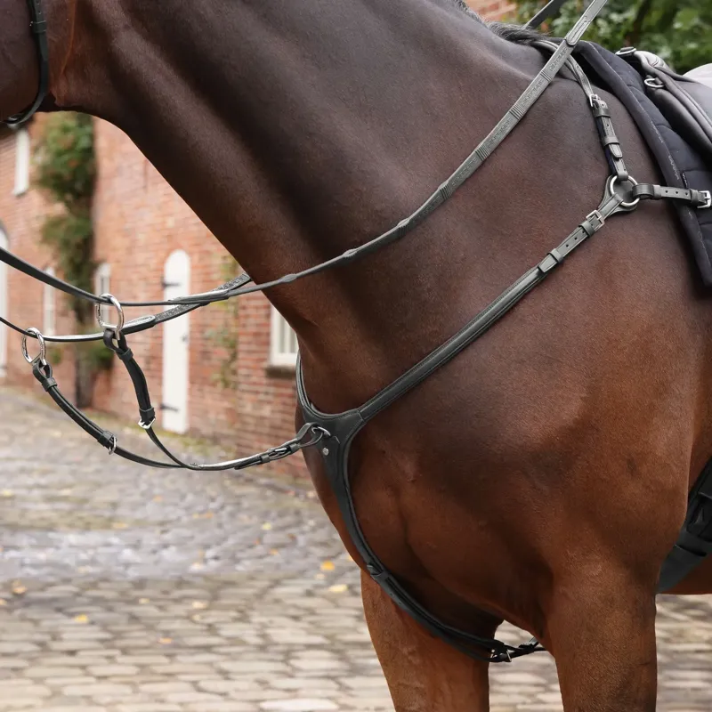 Velociti Lusso Opus Close Contact Breastplate - Black