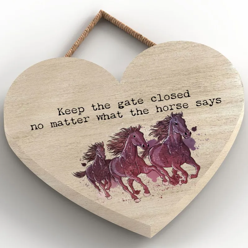 Vivid Squid Small Heart Plaque Keep the Gate Closed