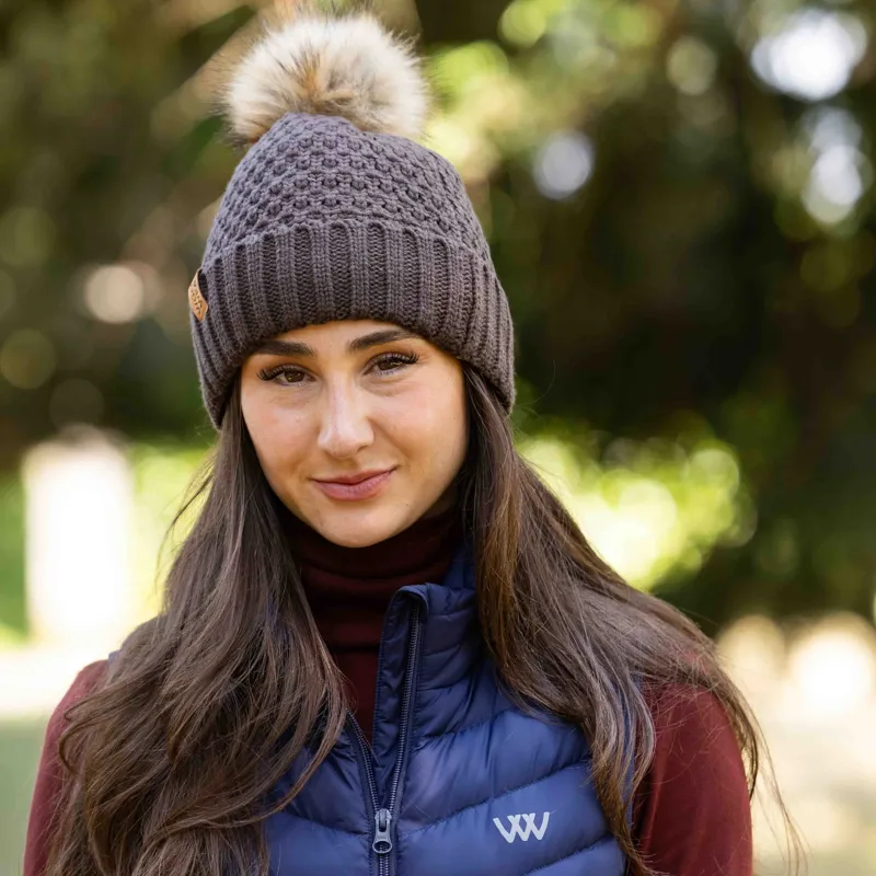 Woof Wear Women's Chunky Knit Beanie - Chocolate