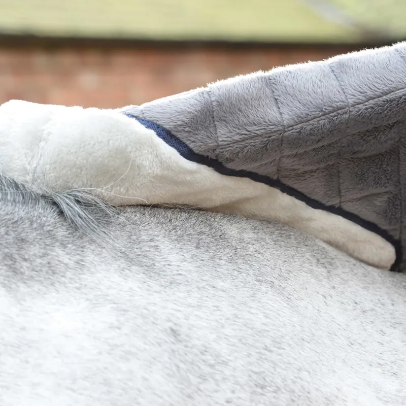 WeatherBeeta ComFiTec Deluxe Diamond Quilt 250g Stable Blanket - Navy-1