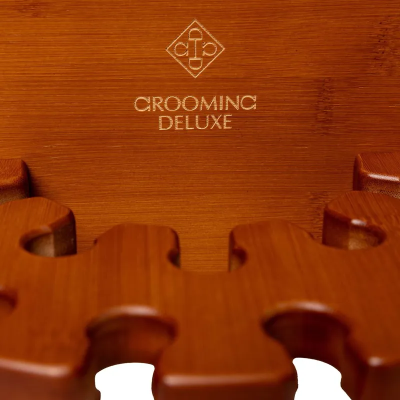 Grooming Deluxe Round Wooden Whip Holder-3